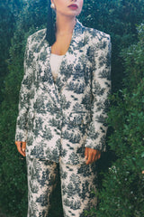 L'amour Blazer – Elegant & Perfect Tailored Blazer for Women