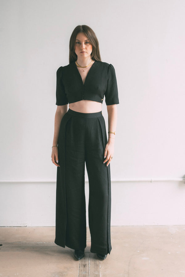 Noir Overlap Trousers