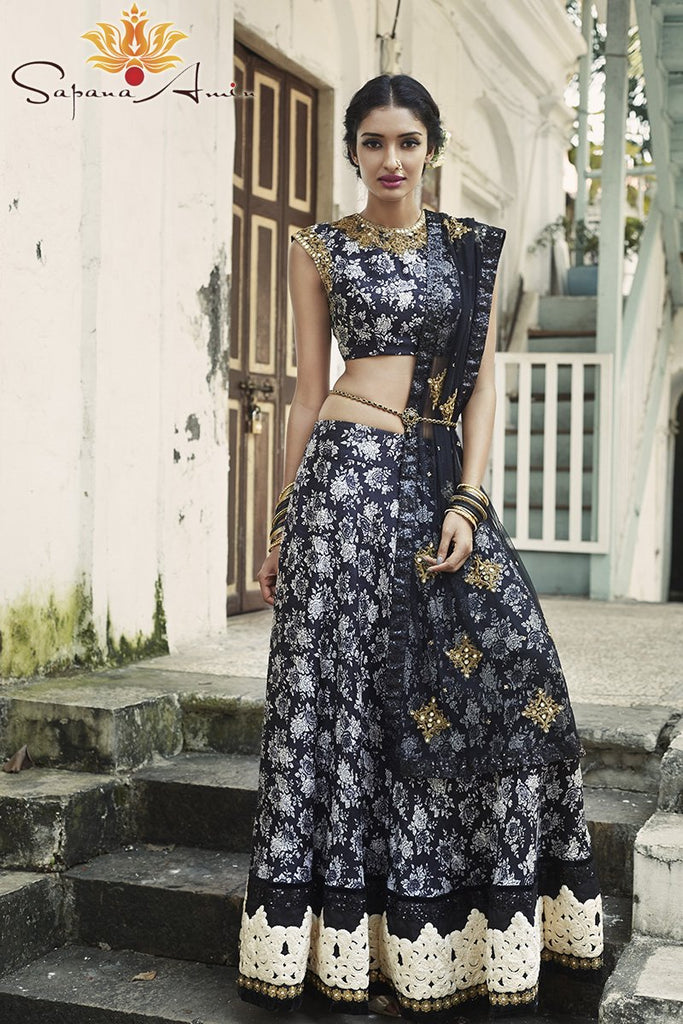 How can I better style this outfit for a cousins engagemnt literally a week  away? : r/IndianFashionAddicts